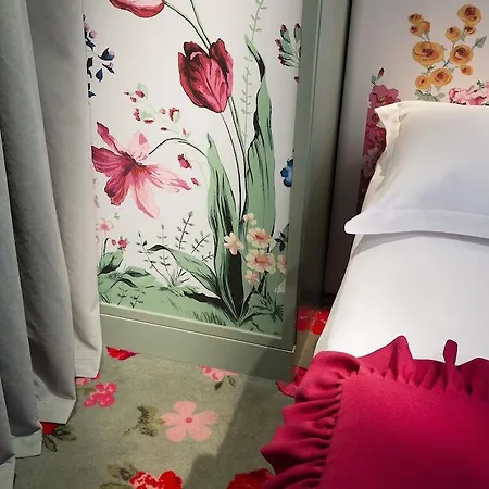 Vice Versa Hotel 4*