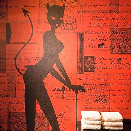 Vice Versa Otel 4*