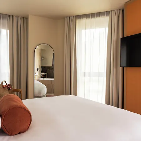 Vice Versa Hotel