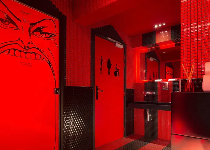 Отель Vice Versa Париж