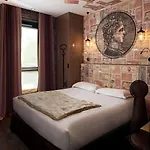 Vice Versa Hotel 4*
